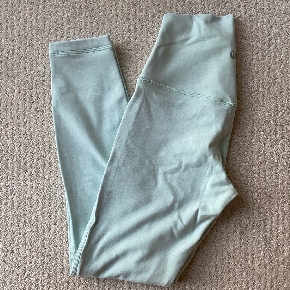 Lululemon leggings size 4, NWOT
